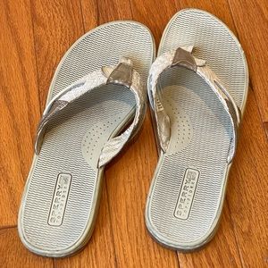 Size 9 Sperry Top Sider Sandals Neutral Tan Cream Gold Beige